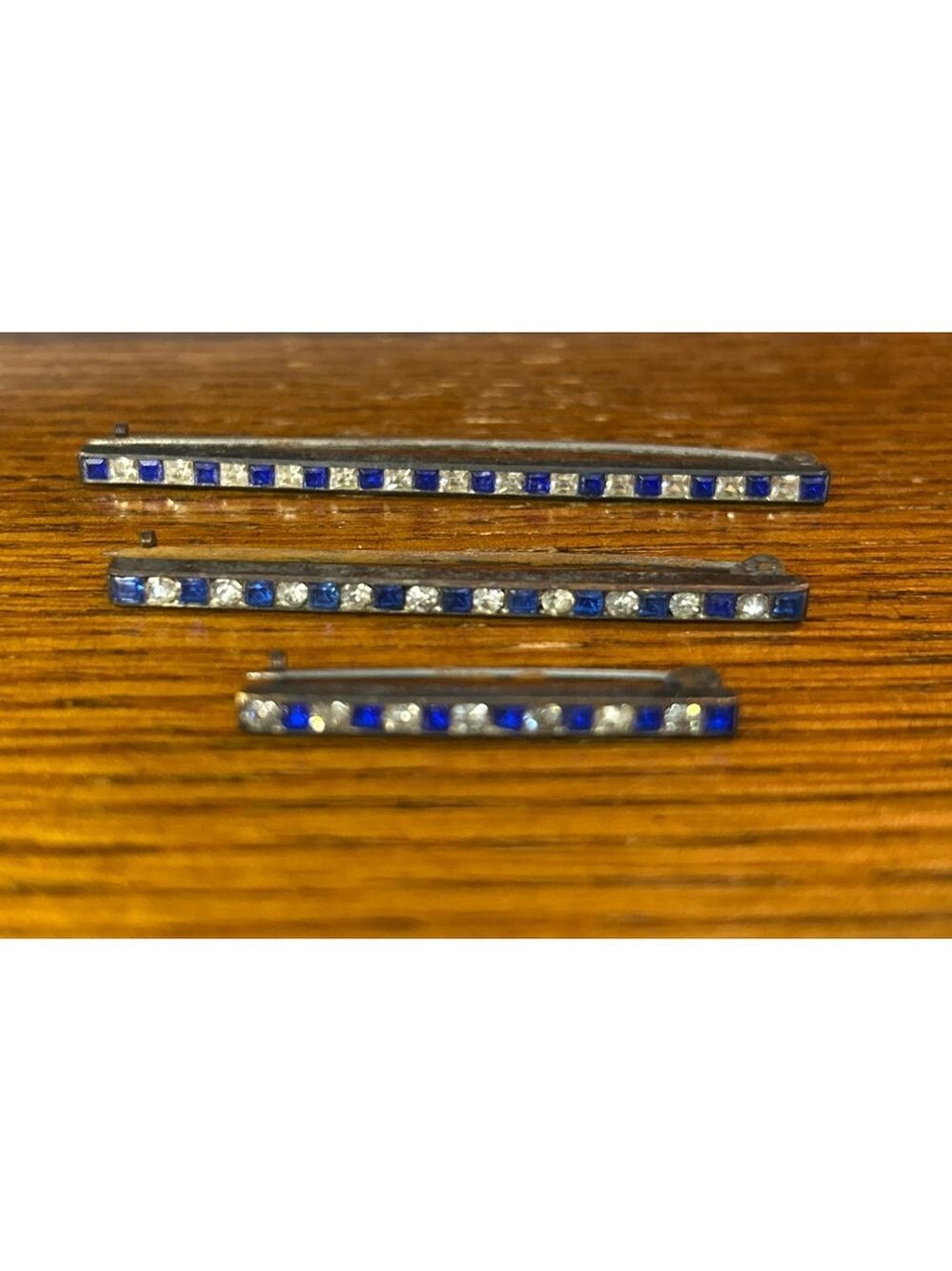 Women's vintage Brooches One Size clear & Blue rhinestones